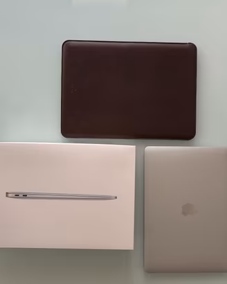 MacBook Air 13" M1 (2020) - 8GB RAM / 256GB SSD