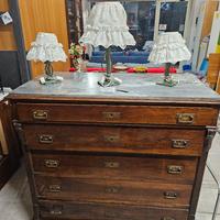 Cassettiera con marmo in arte povera