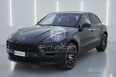 PORSCHE Macan 2.0