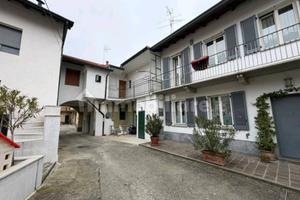 Villetta a schiera di 135 m² con 4 locali e box au