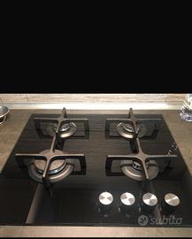 Piano Cottura in vetro a Gas