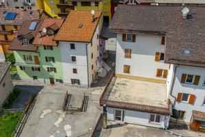 3 LOCALI A FOLGARIA