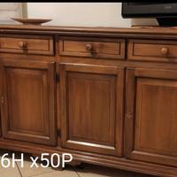 credenza in arte povera