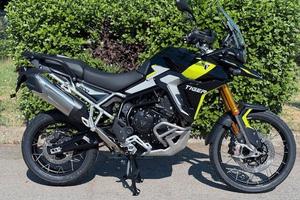 TRIUMPH TIGER 900 RALLY PRO NEW COLOR