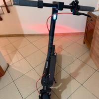 Monopattino XIAOMI SCOOTER PRO 5