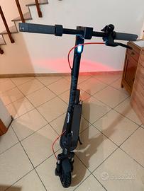 Monopattino XIAOMI SCOOTER PRO 5