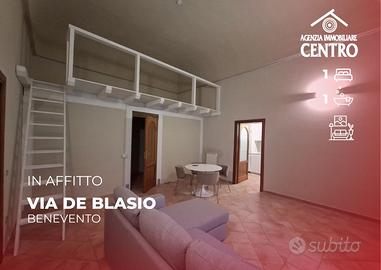 Appartamento arredato in Via Alfonso De Blasio