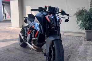 Ktm 1290 superduke R 3.0 con 9.500 Km