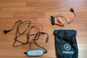 Yamaha YEC-8 mantenitore di carica