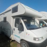 Camper mansardato