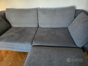Divano 4 posti BATTITO D’ALI + pouf coordinato