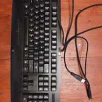 Razer Anansi tastiera PC 