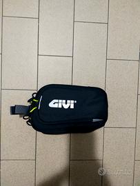 Marsupio da gamba GIVI e zaino GIVI 