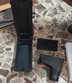 Bracciolo per auto