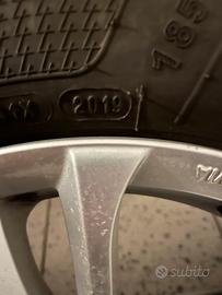 Cerchi  lega GMP per Polo con gomme 4 stagioni
