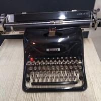 Olivetti lexicon 80 nera. macchina da scrivere