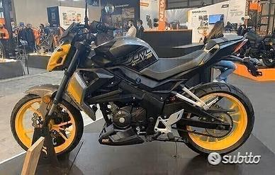 UM XTREET 125cc LIQUID COOLED