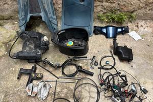 Pezzi di ricambio Piaggio Vespa LX 50 125 150