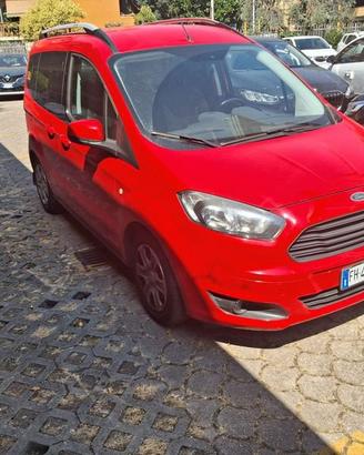 Ford Tourneo Courier 1.0 Ecoboost 100 cv Titanium