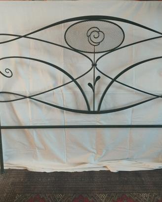 Letto matrimoniale in ferro battuto artigianale