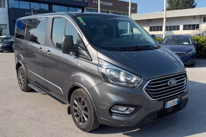 Ford Tourneo Custom 320 2.0 TDCi 185CV PC Titanium