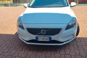 Volvo  V 40 