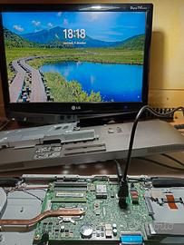pc all in one Acer aspire c24-1650 schermo rotto
