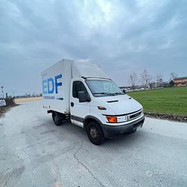 Iveco frigo senza atp