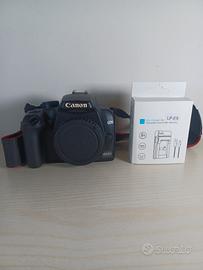 Macchina fotografica canon eos 1000D caricabatteri