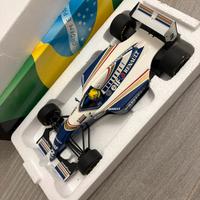 Modellino Ayrton Senna Minichamps/LANG
