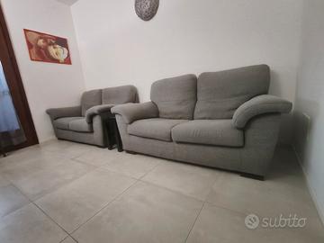 coppia divani poltrone sofà 