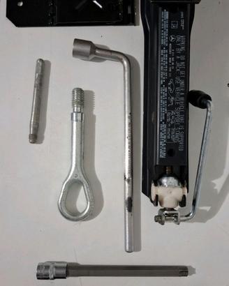 Cric e Accessori Mercedes slk r171
