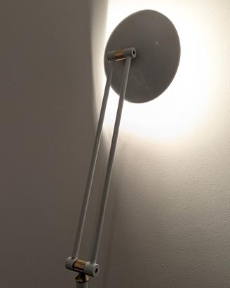 Lampada da terra regolabile