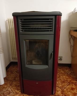 Stufa a pellet piazzetta superior monia 