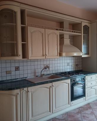 Cucina classica moderna