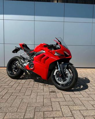 Ducati Panigale V4 (performance)