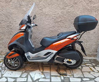 PIAGGIO MP3 YOURBAN 300