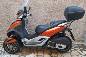 PIAGGIO MP3 YOURBAN 300