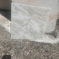 Piastrelle per pavimentazione appartamento