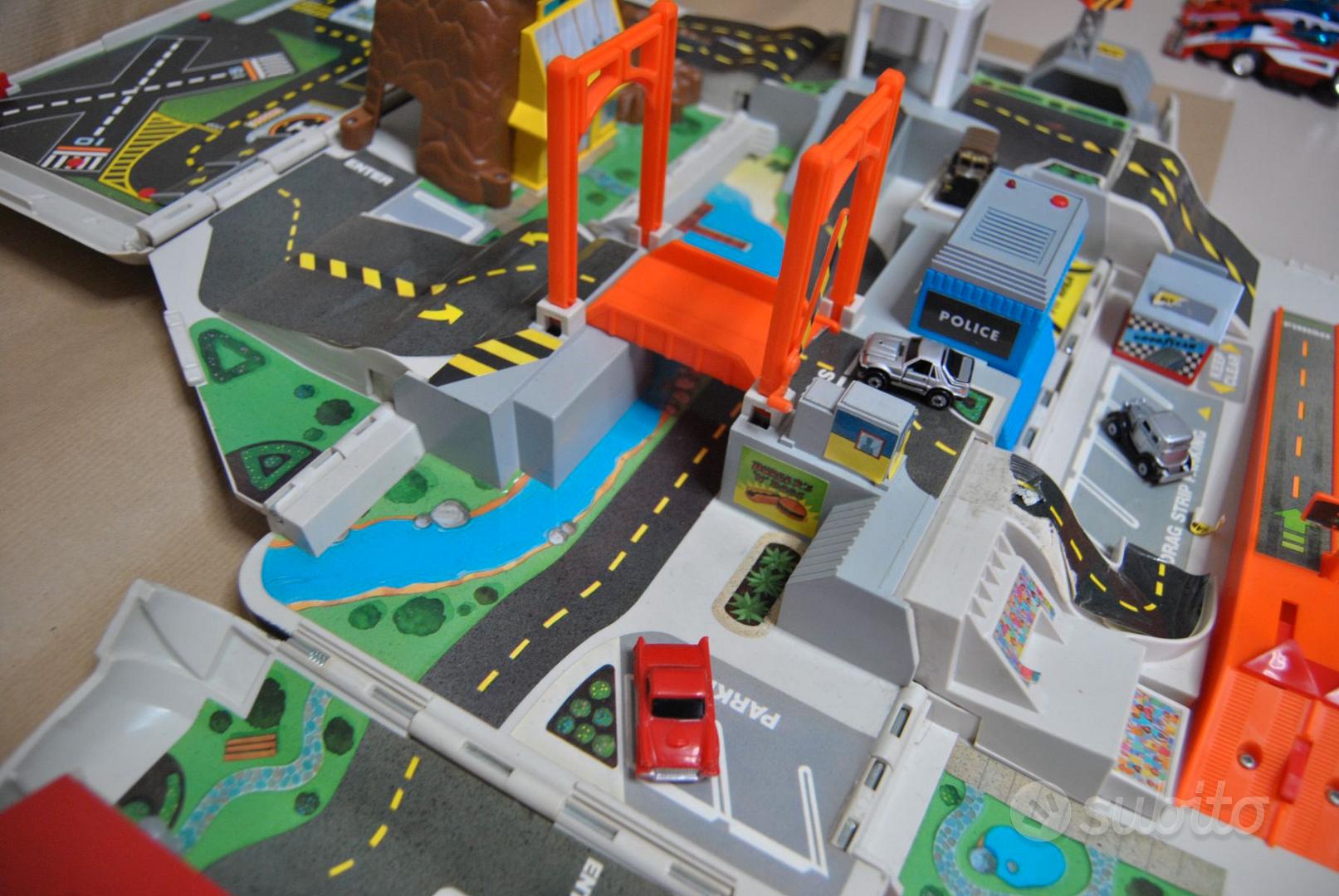 Giocattolo MicroMachines /Camper Città Elettronica - Tutto per i