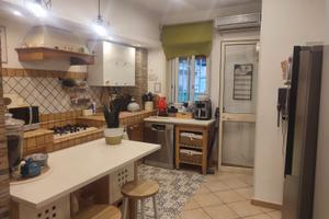 T.Natale piano rialzato con 2terrazzi e posto auto