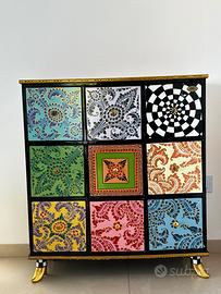 Tom’ s drag cassettiera nove cassetti