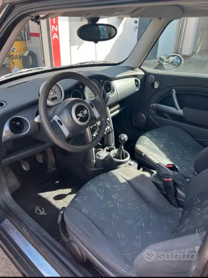 Mini Cooper One 2005 photo 3