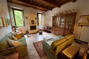 Appartamento di 145 m² con 4 locali e box auto dop