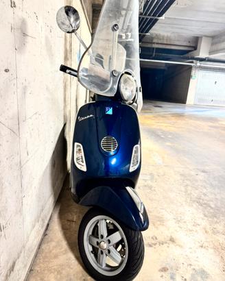 Vespa lx150