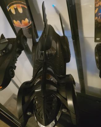 batmobile 1995 in metallo scala 1:18