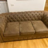 DIVANO MODELLO CHESTERFIELD 3 POSTI