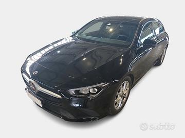 MERCEDES-BENZ CLA 200 D AUTOMATIC BUSINESS EXTRA S