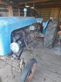 trattore  agricolo landing 7000
