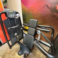 Shoulder press technogym selection